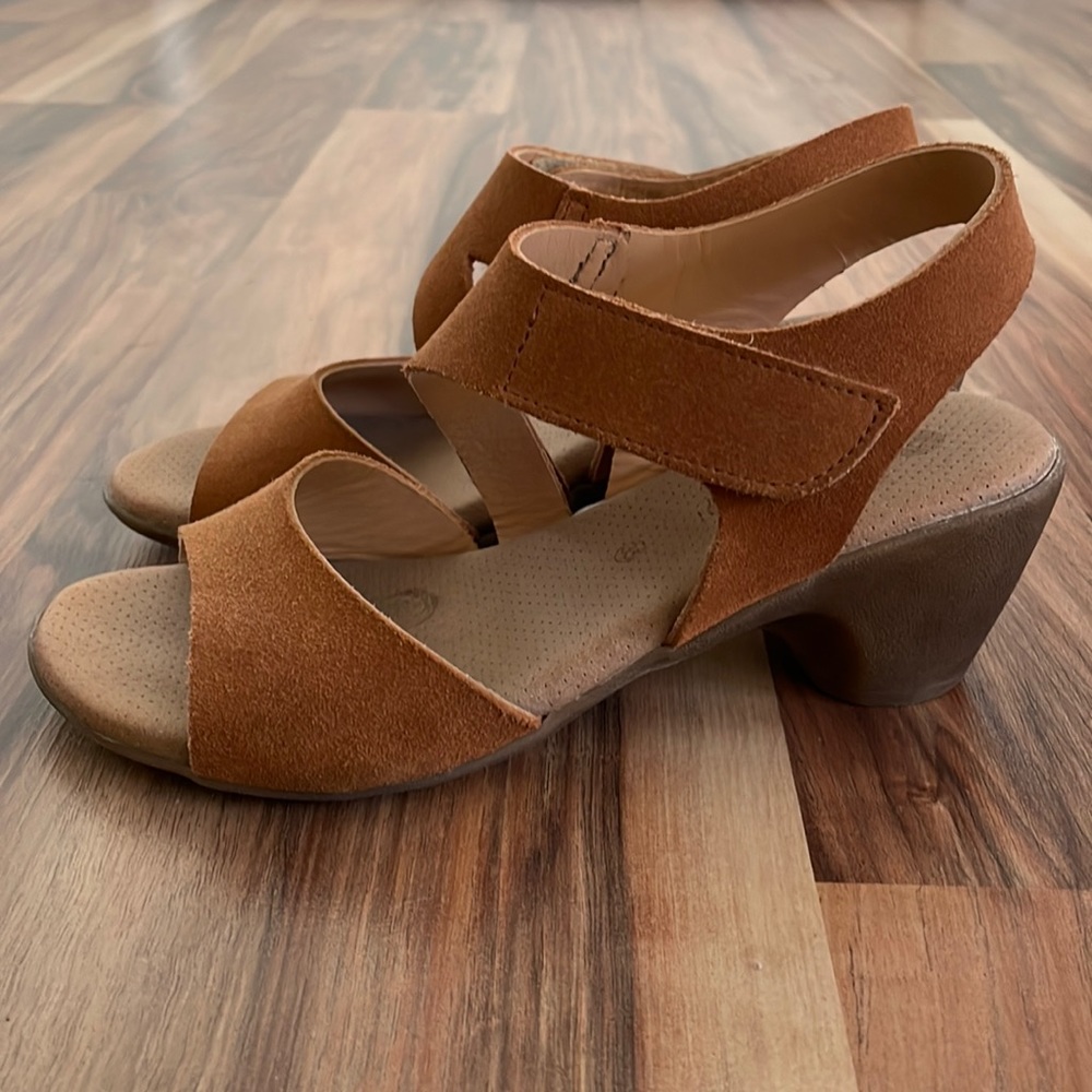 Comfortable Tan Suede Heeled Sandals